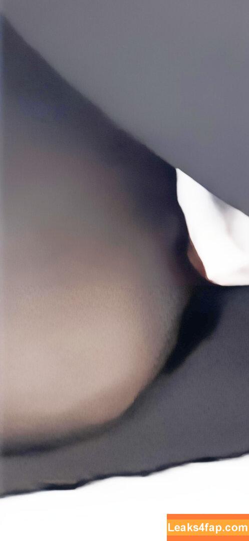 Pokimane / pokimanelol / pokinaneonlyfan leaked photo photo #0549