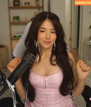 Pokimane фото #0433