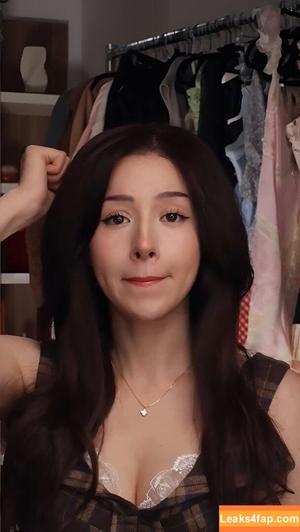 Pokimane photo #0446