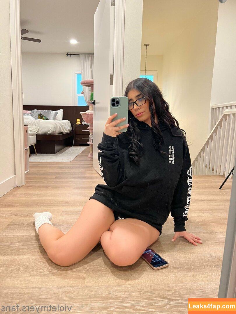 Violet Myers / violetmyers / violetsaucy / waifuviolet leaked photo photo #0471