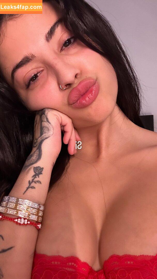 Malu Trevejo / malutrevejo / malutrevejo15 / malutrevejo18 leaked photo photo #0043