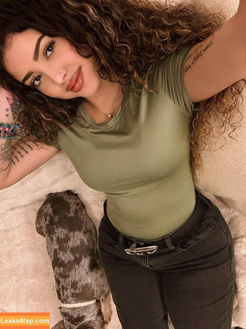 Malu Trevejo / malutrevejo / malutrevejo15 / malutrevejo18 leaked photo photo #0054