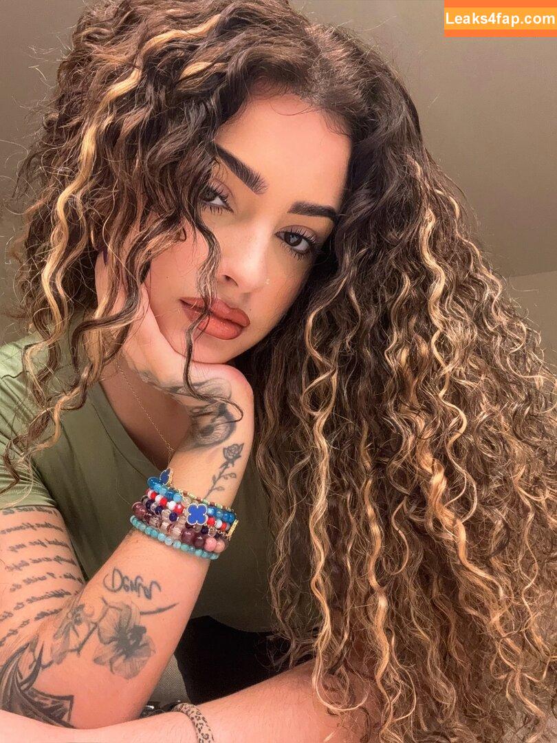 Malu Trevejo / malutrevejo / malutrevejo15 / malutrevejo18 leaked photo photo #0056