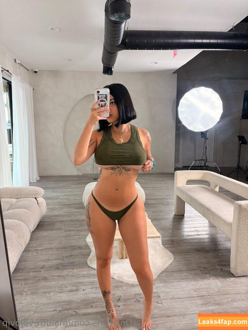 Malu Trevejo / https: / malutrevejo / malutrevejo18 / malutrevejomusic leaked photo photo #0261