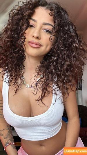 Malu Trevejo photo #0042