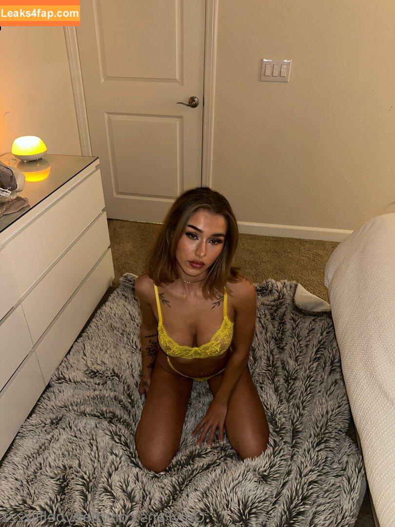 Isabella Urbzz / urbzz leaked photo photo #0029