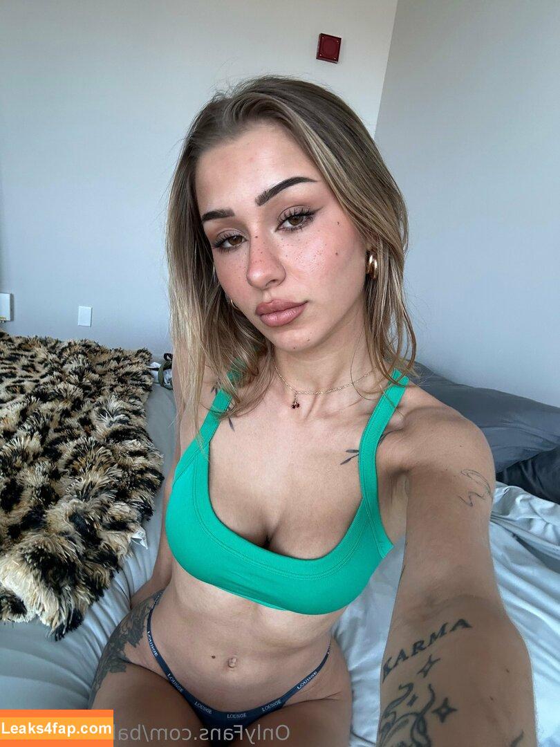 Isabella Urbzz / urbzz leaked photo photo #0060