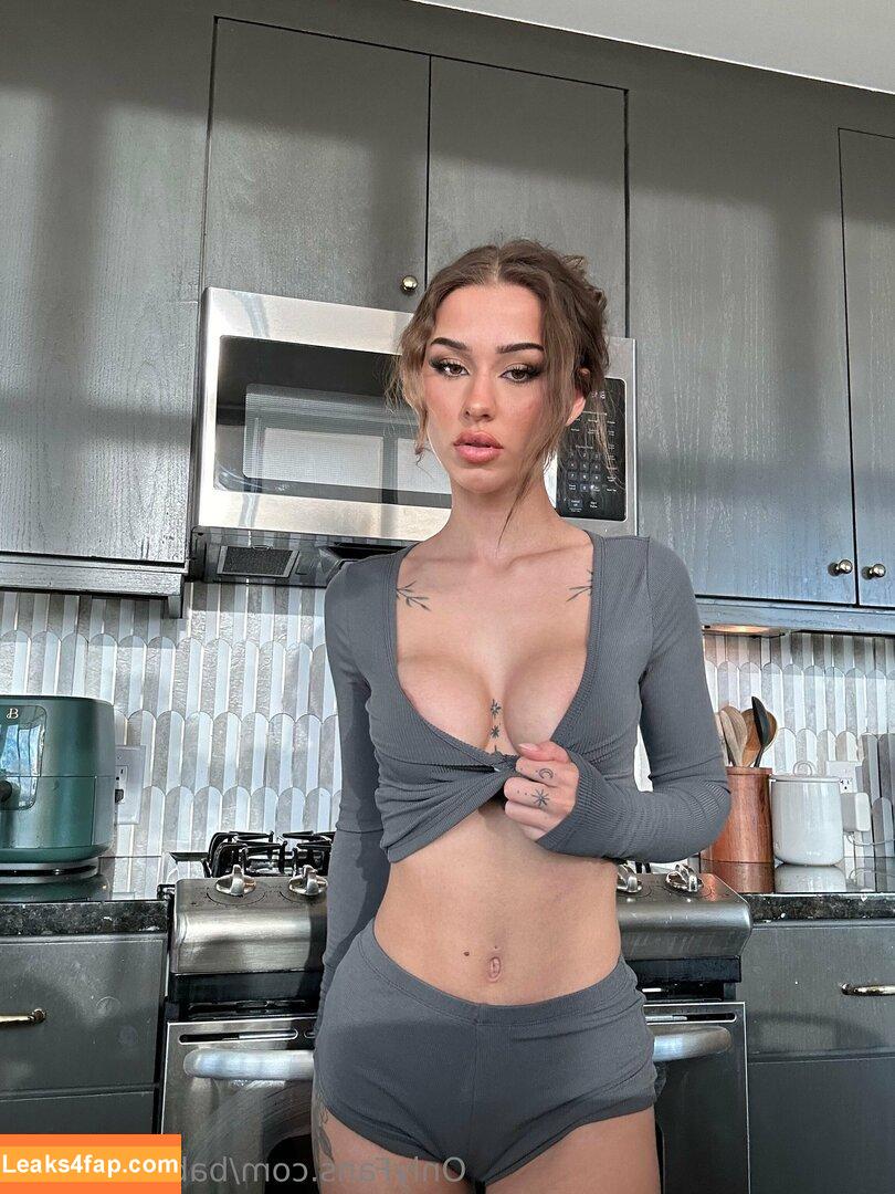 Isabella Urbzz / urbzz leaked photo photo #0065