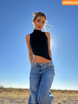 Isabella Urbzz photo #0197