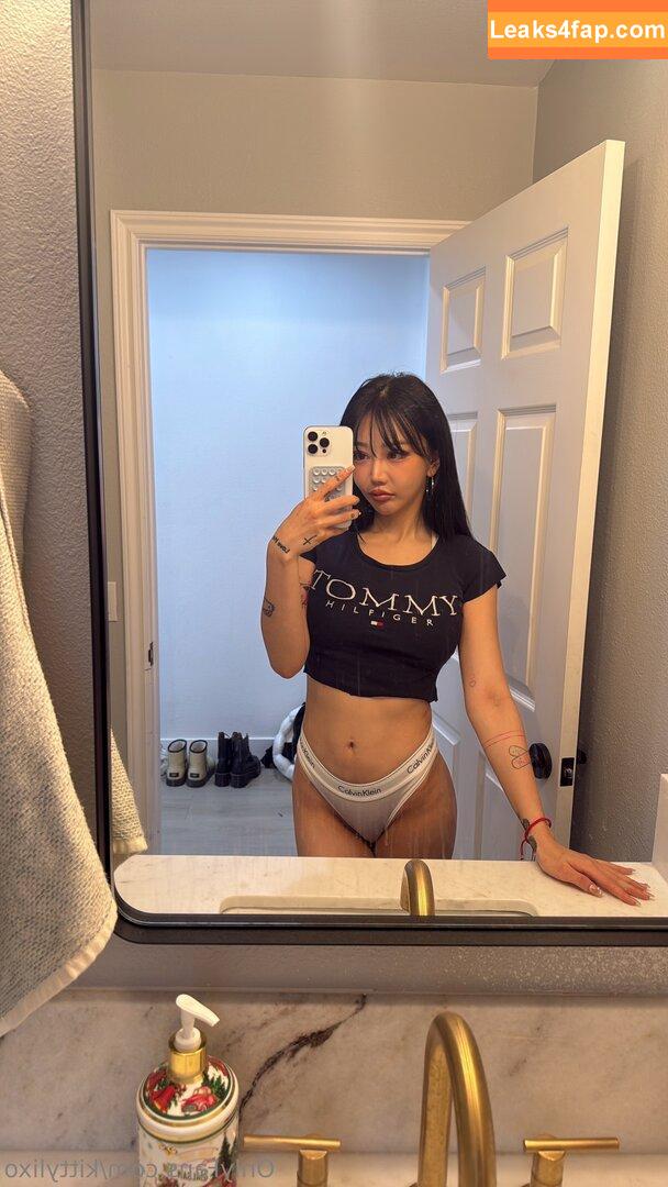 Kittylixo / stepsis.lixo leaked photo photo #0092