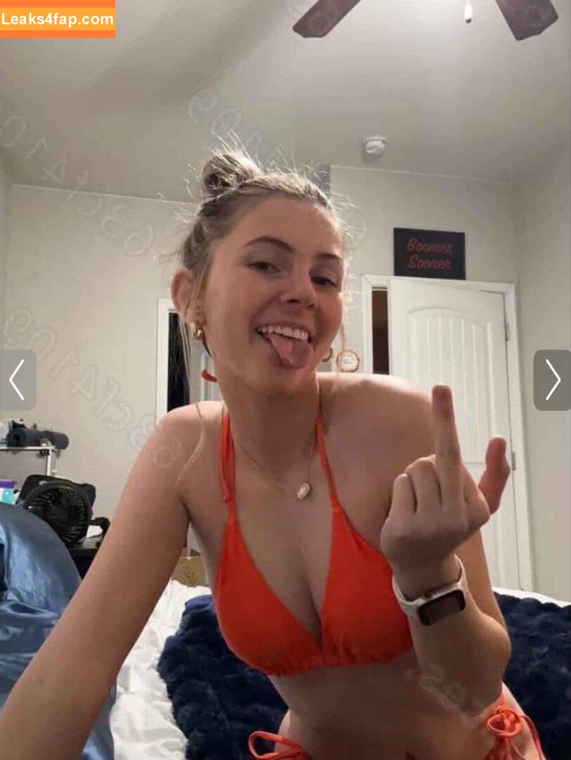 Lexi Smith /  leaked photo photo #0002