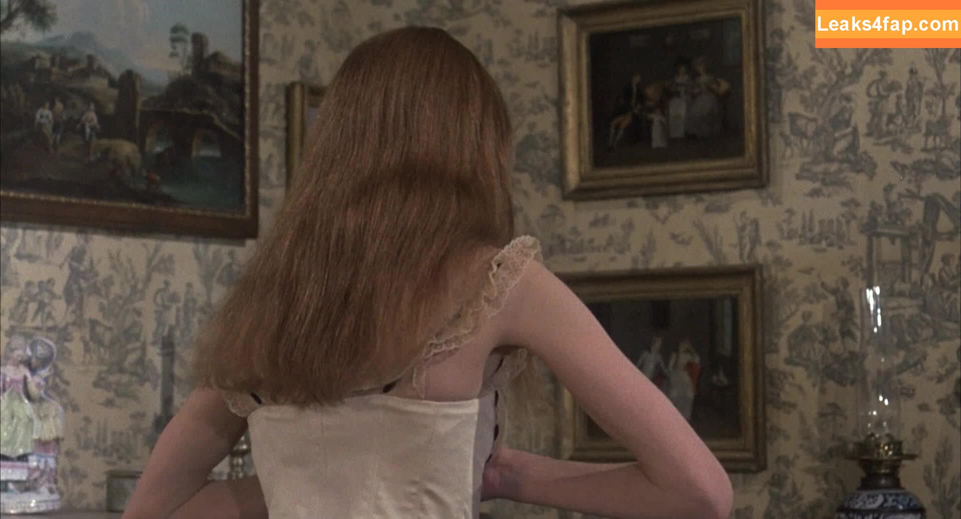Madeline Smith / mad_styles leaked photo photo #0019