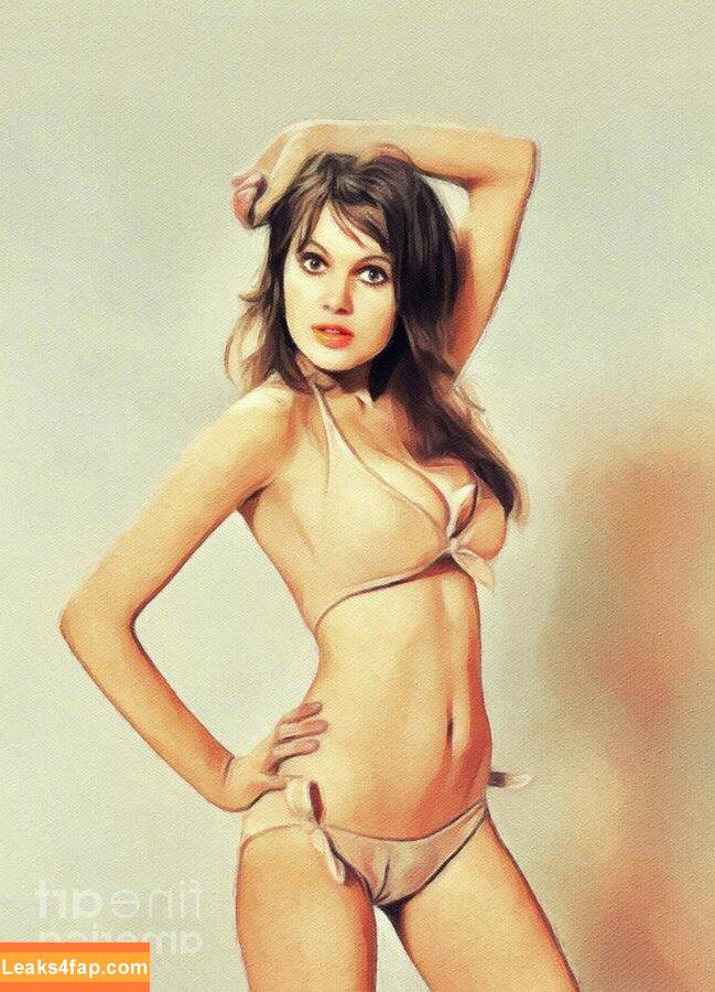 Madeline Smith / mad_styles leaked photo photo #0022
