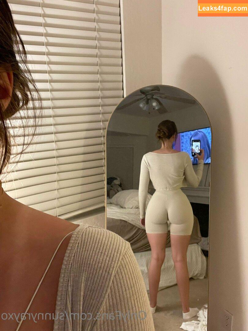 Sunnyrayxo / sunnyrayoxo leaked photo photo #0147