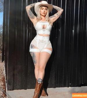 Vicky Aisha photo #0012