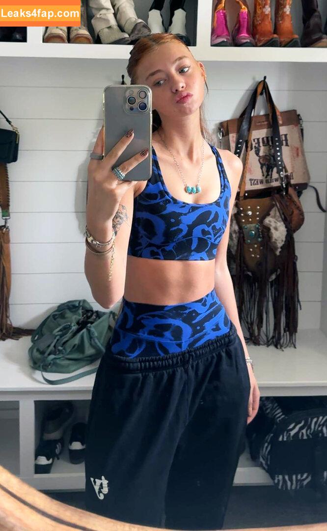 21919 /  leaked photo photo #0884