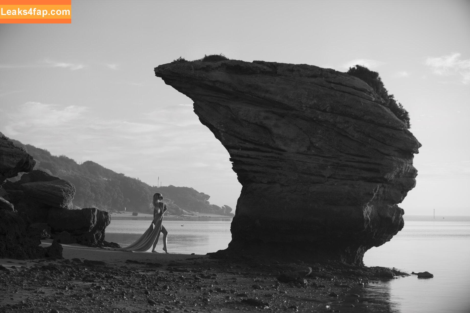 21919 /  leaked photo photo #0936