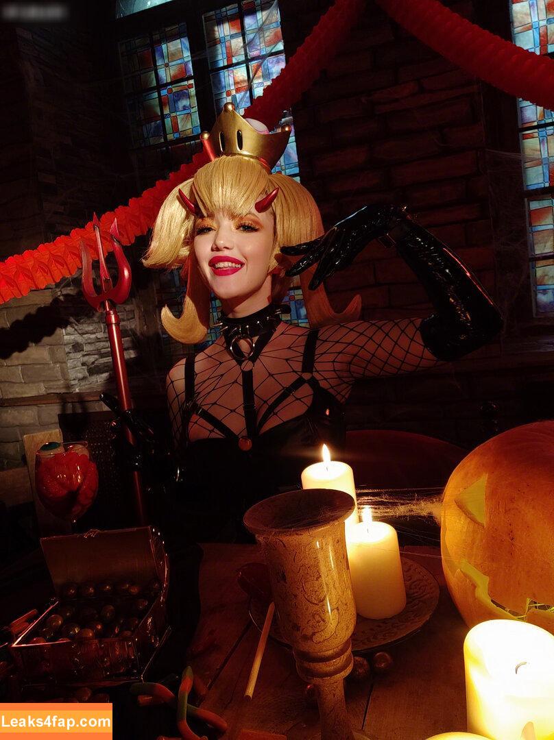 Lada Lyumos / lada_lyumoscos / ladalyumos слитое фото фото #0252