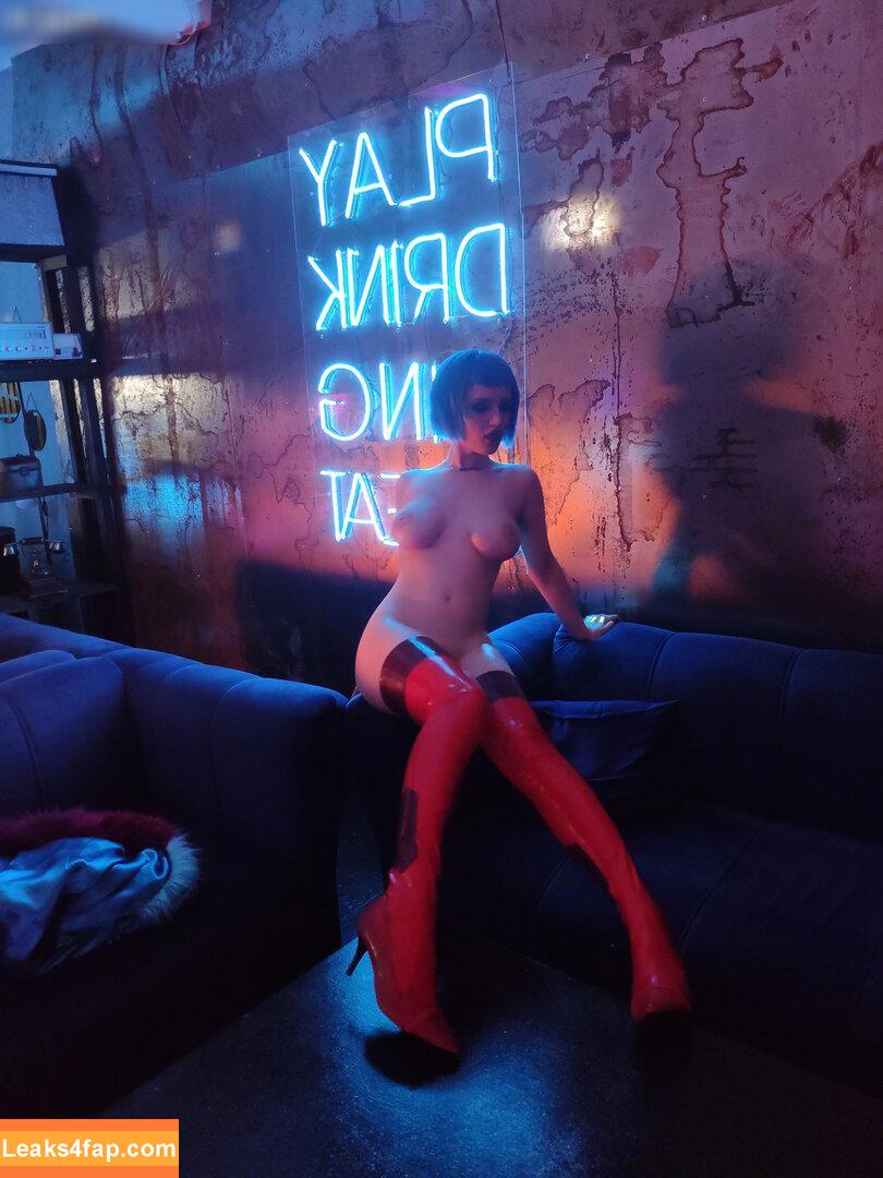 Lada Lyumos / lada_lyumoscos / ladalyumos слитое фото фото #0339