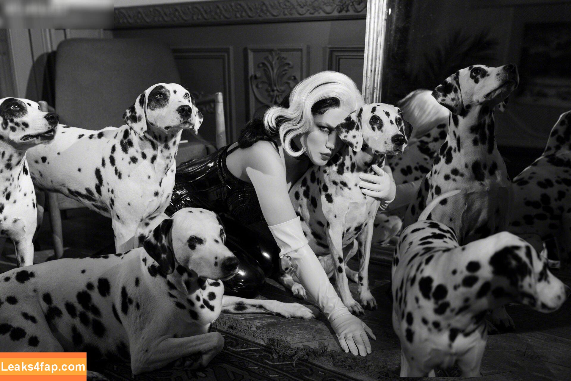 Lada Lyumos / lada_lyumoscos / ladalyumos слитое фото фото #0511