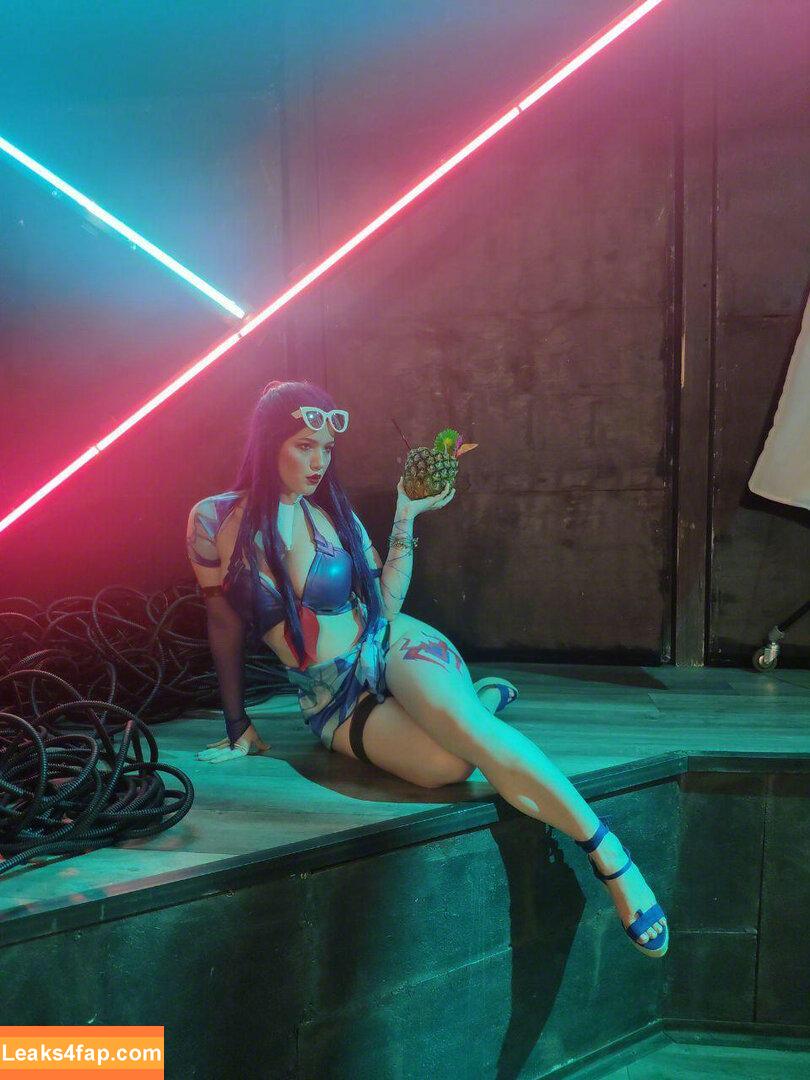 Lada Lyumos / lada_lyumoscos / ladalyumos слитое фото фото #0825