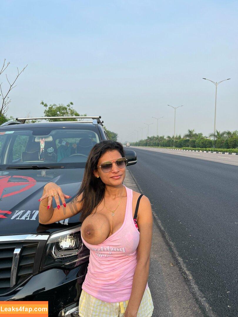 Reshmi R Nair / resmi_r_nair / resmi_r_nair._ / resminair / resmirnair leaked photo photo #0057