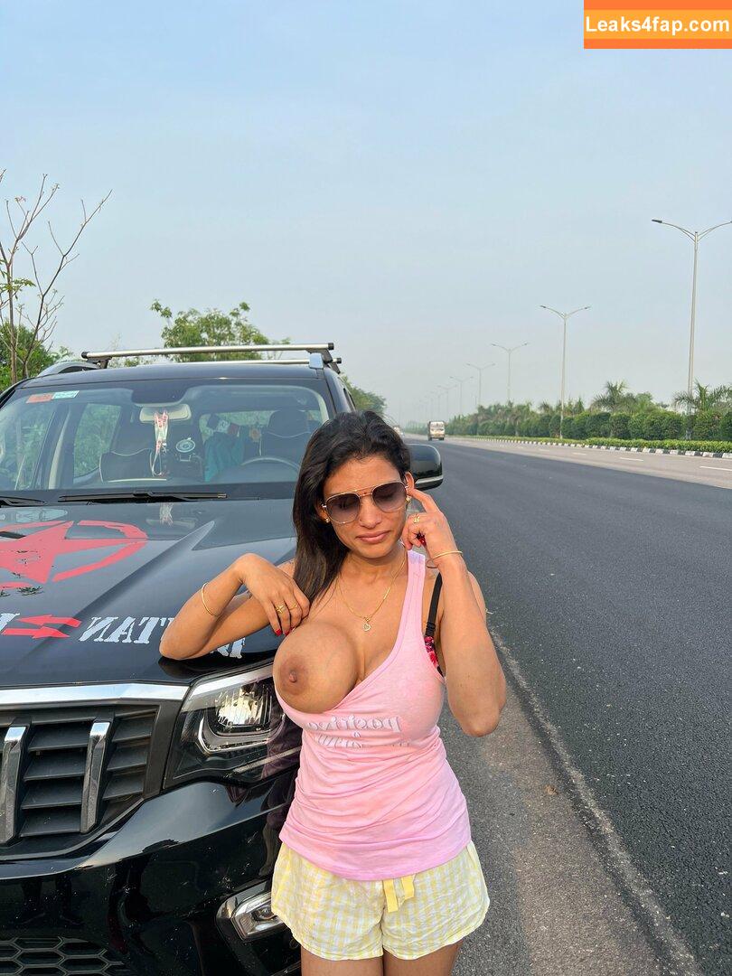 Reshmi R Nair / resmi_r_nair / resmi_r_nair._ / resminair / resmirnair leaked photo photo #0058
