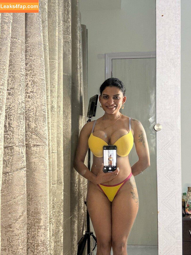 Reshmi R Nair / resmi_r_nair / resmi_r_nair._ / resminair / resmirnair слитое фото фото #0070