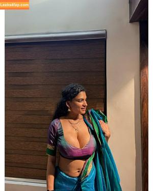 Reshmi R Nair photo #0012