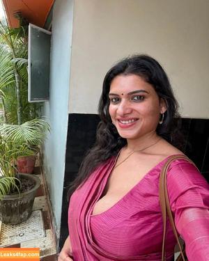 Reshmi R Nair photo #0014