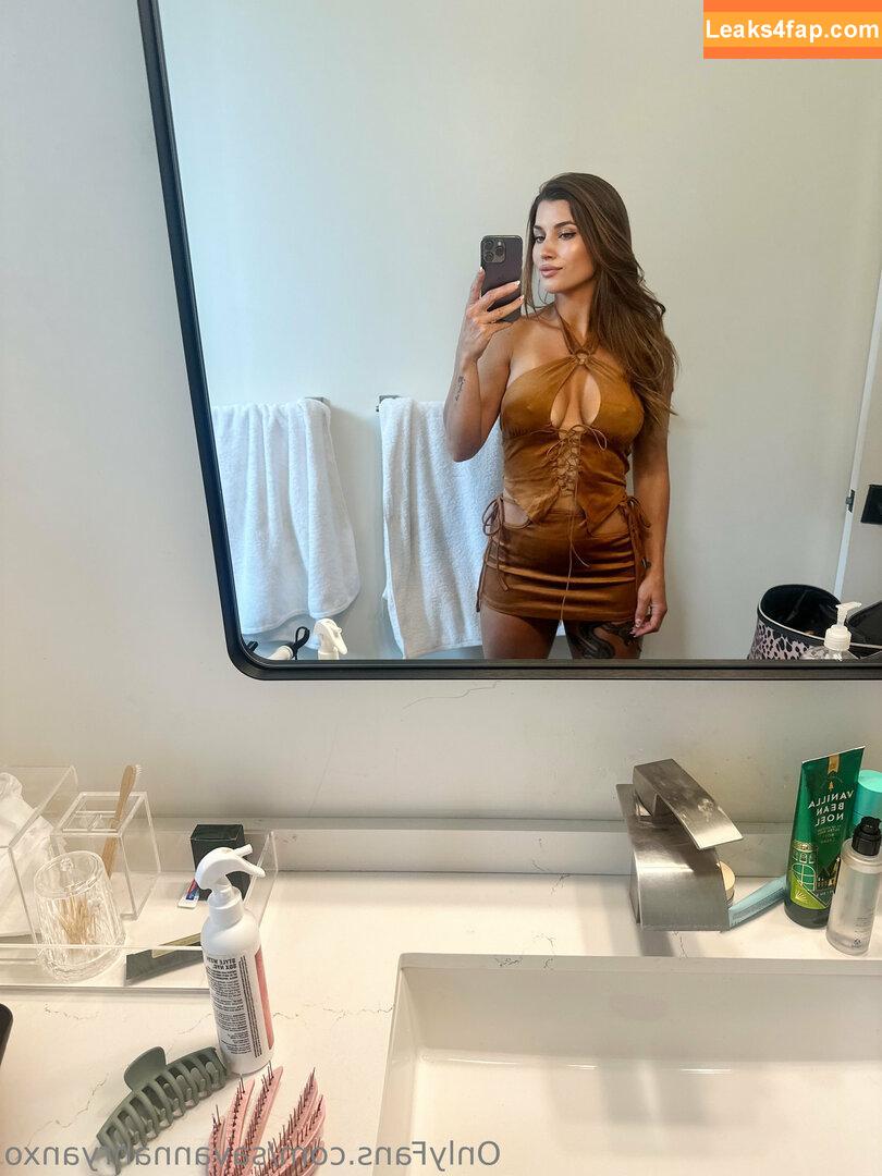 Savannah Ryan / savannahryanxo / savannnahryan leaked photo photo #0132