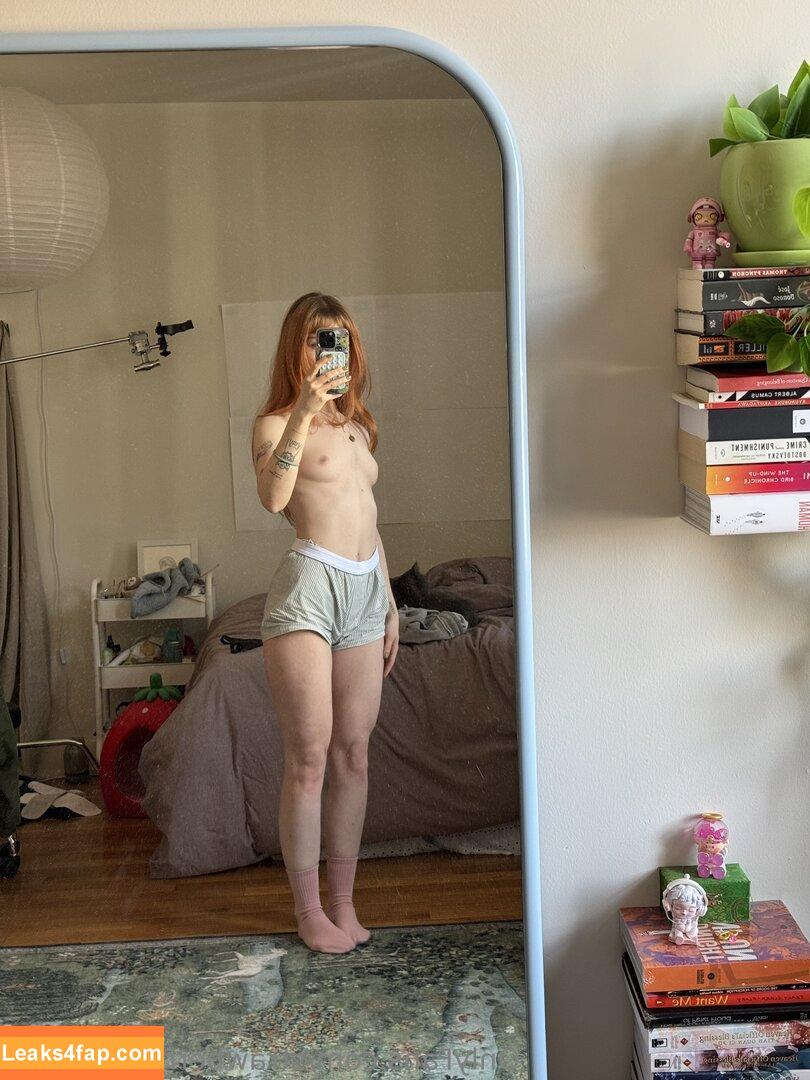 strawberrymilk_xoxo / StrawbMilk_xoxo / strawberrymilk__xoxo leaked photo photo #0001