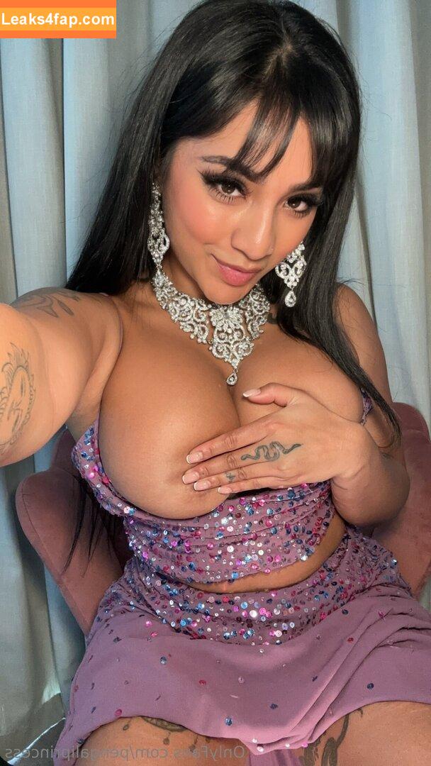 Yasmina Khan /  leaked photo photo #0021
