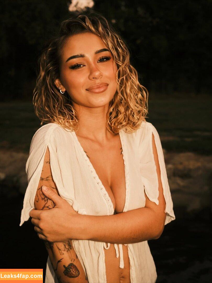 Isabella Urbzz / urbzz leaked photo photo #0092