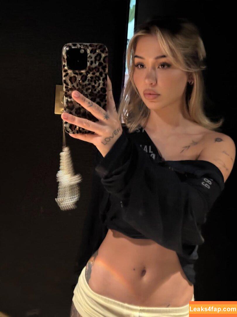 Isabella Urbzz / urbzz leaked photo photo #0096