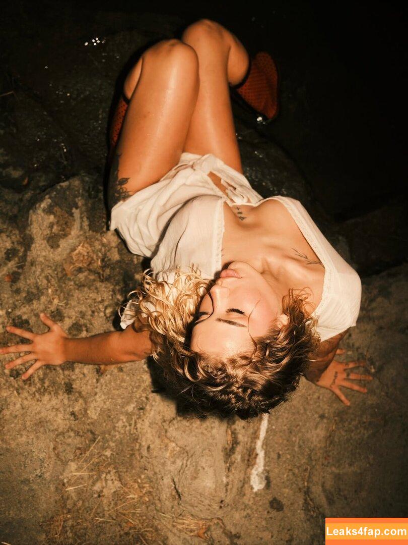 Isabella Urbzz / urbzz leaked photo photo #0105