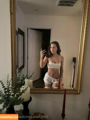 Isabella Urbzz photo #0002