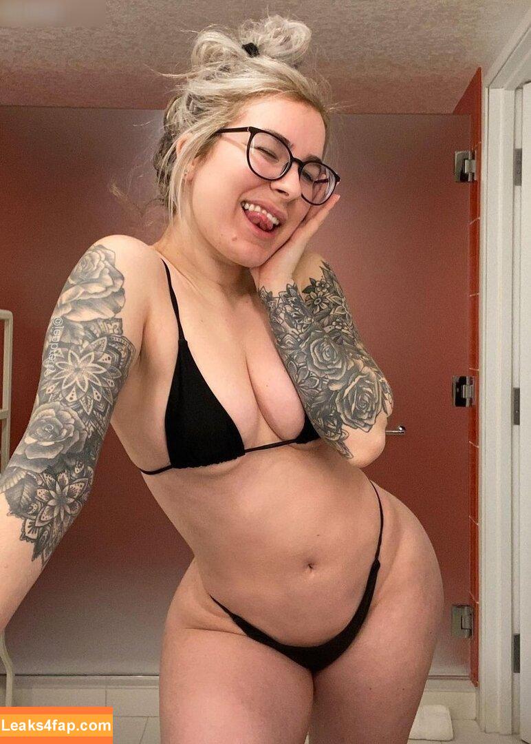 Jen Brett / jenbreht / jenbretty leaked photo photo #0012