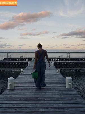 Katie Sigmond photo #0008