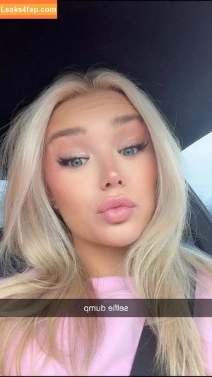 Katie Sigmond photo #0042