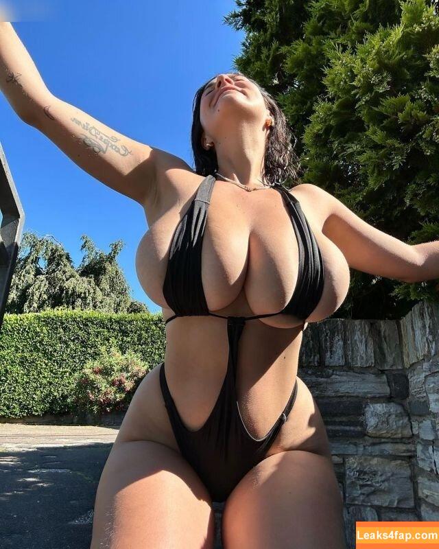 Mady Gio / Mădălina Ioana Filip / mady_gio / mady_gio_ / madygiofficial / user leaked photo photo #0107