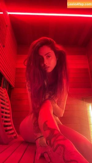 Maren Altman photo #0022