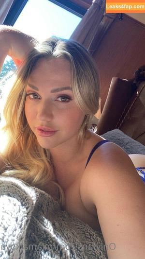 Mia Malkova photo #0021