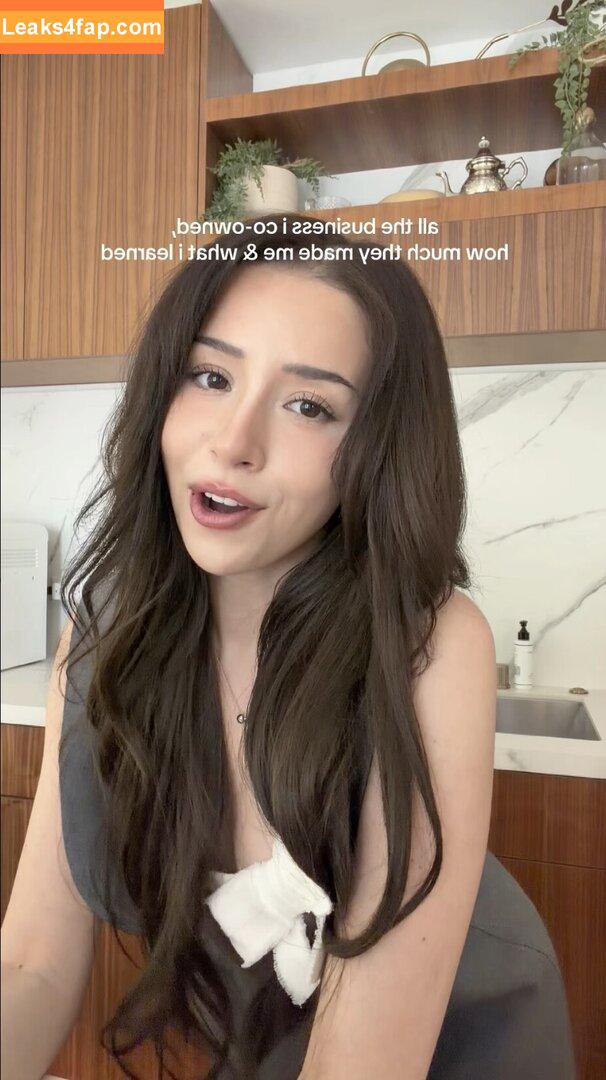 Pokimane / pokimanelol / pokinaneonlyfan leaked photo photo #0027