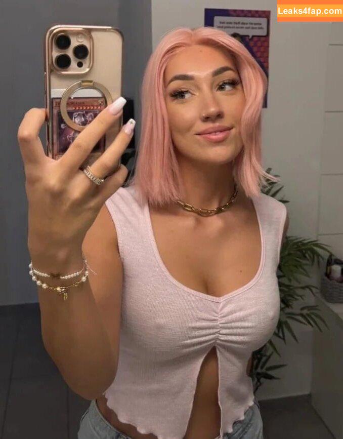 Starletnova / https: leaked photo photo #0121