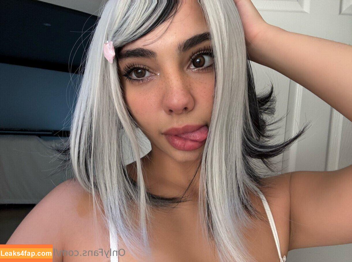 layladeline /  leaked photo photo #0003