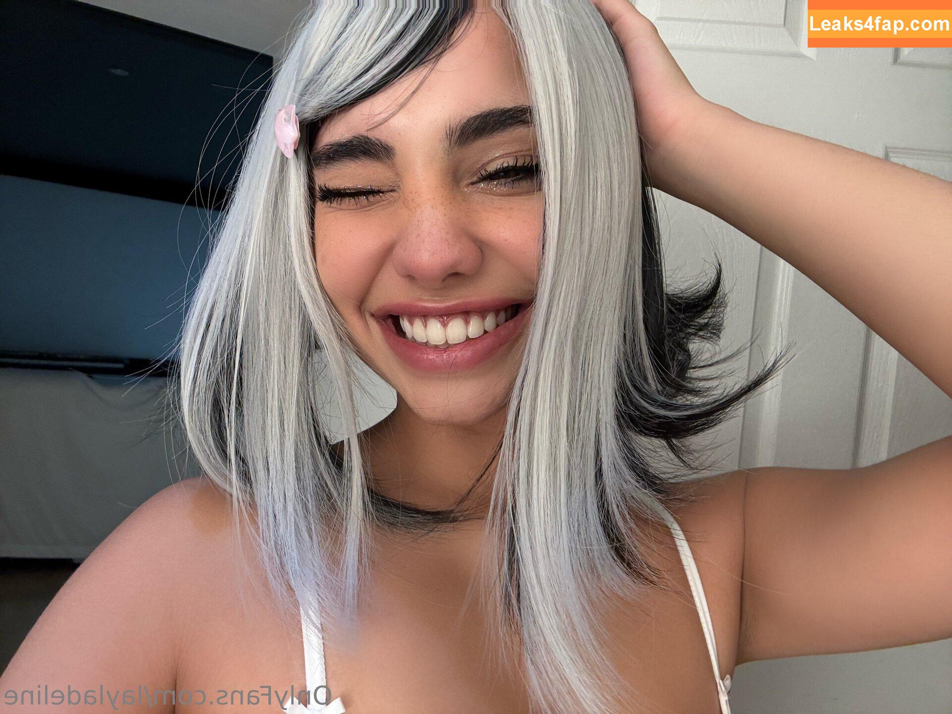layladeline /  leaked photo photo #0013