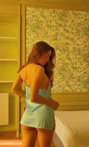 Maryana Ro photo #0054