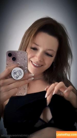Anne Wuensche photo #0025