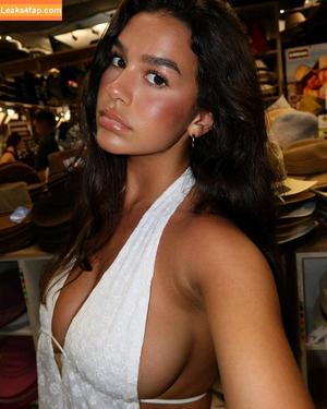Genny Shawcross photo #0021